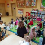 Warsztaty "Lokalnie - globalnie" - projekt „Do dorosłych i dzieci! - Nie marnujemy żywności, ograniczamy śmieci”.