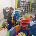 2 kwietnia 2025 r. Wizyta przedszkolaków z okazji Międzynarodowego Dnia Książki dla Dzieci.