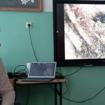 Spotkanie z przyrodnikiem Maciejem Cmochem.