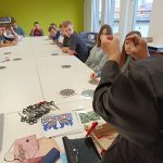 Warsztaty wycinanki kurpiowskiej.