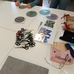 Warsztaty wycinanki kurpiowskiej.